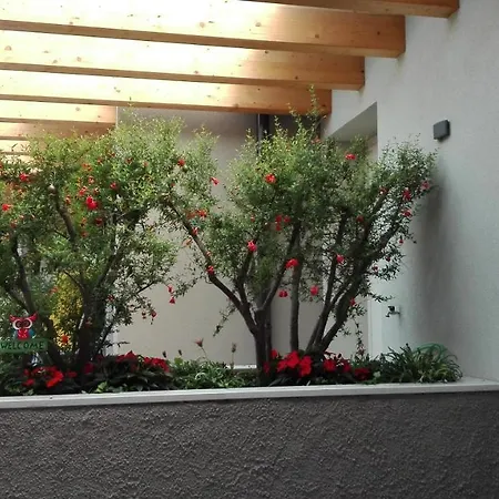 Casa Pergola 2 - Fronte Piscina, Parking باردولينو