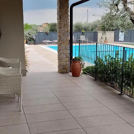 Casa Pergola 2 - Fronte Piscina, Parking شقة *