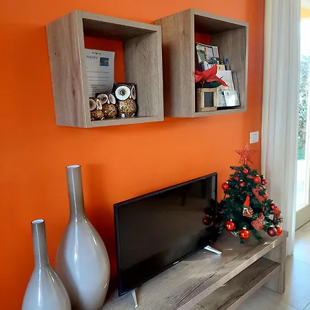 Casa Pergola 2 - Fronte Piscina, Parking باردولينو