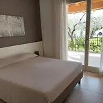 Apartman Casa Pergola 2 - Fronte Piscina, Parking