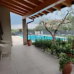 Apartman Casa Pergola 2 - Fronte Piscina, Parking *