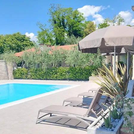 Casa Pergola 2 - Fronte Piscina, Parking ברדולינו